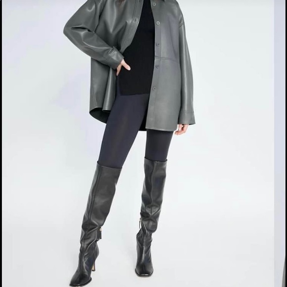 Babaton Aritzia Pelli Jacket size 2XS - Picture 3 of 3